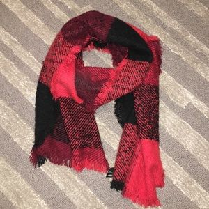 Express blanket scarf